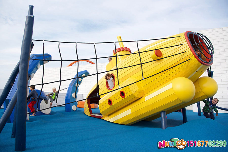 Non-standard travel + amusement facilities + submarine amusement equipment + slip slide (1)