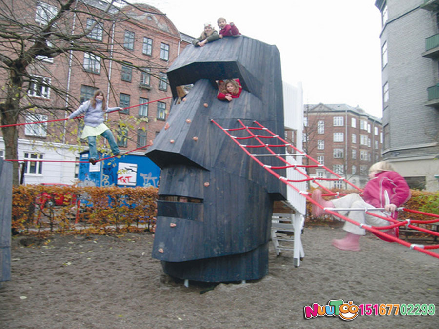 Non-standard travel + human head slide + sculpture amusement + slide (3)