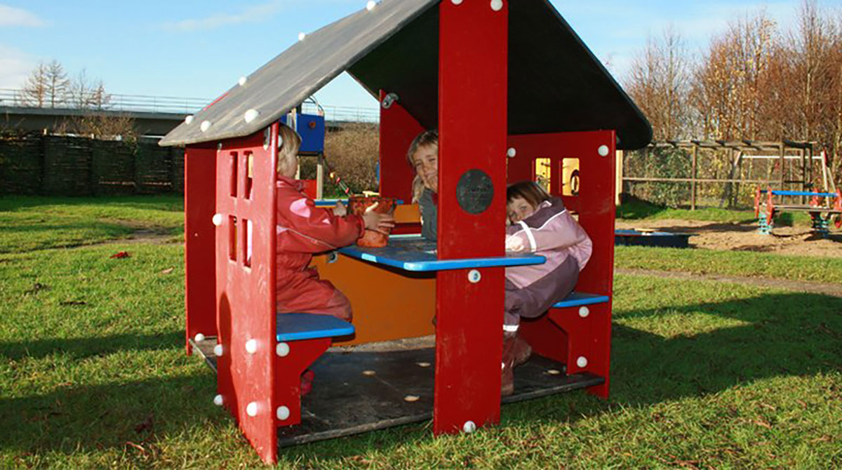 childrens playhouse (6)