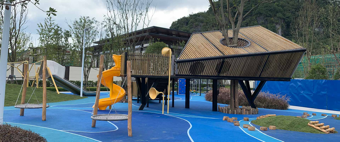 Guizhou Rongchuang Tree House Playground Equipment Case