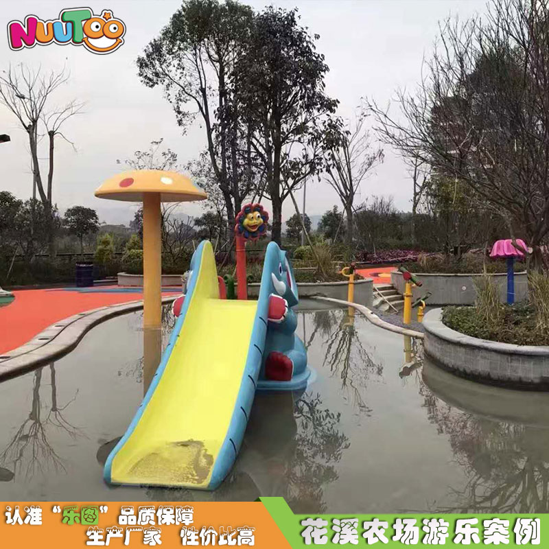 Outdoor community is ready to purchase large combination slides, is there a manufacturer introduction?