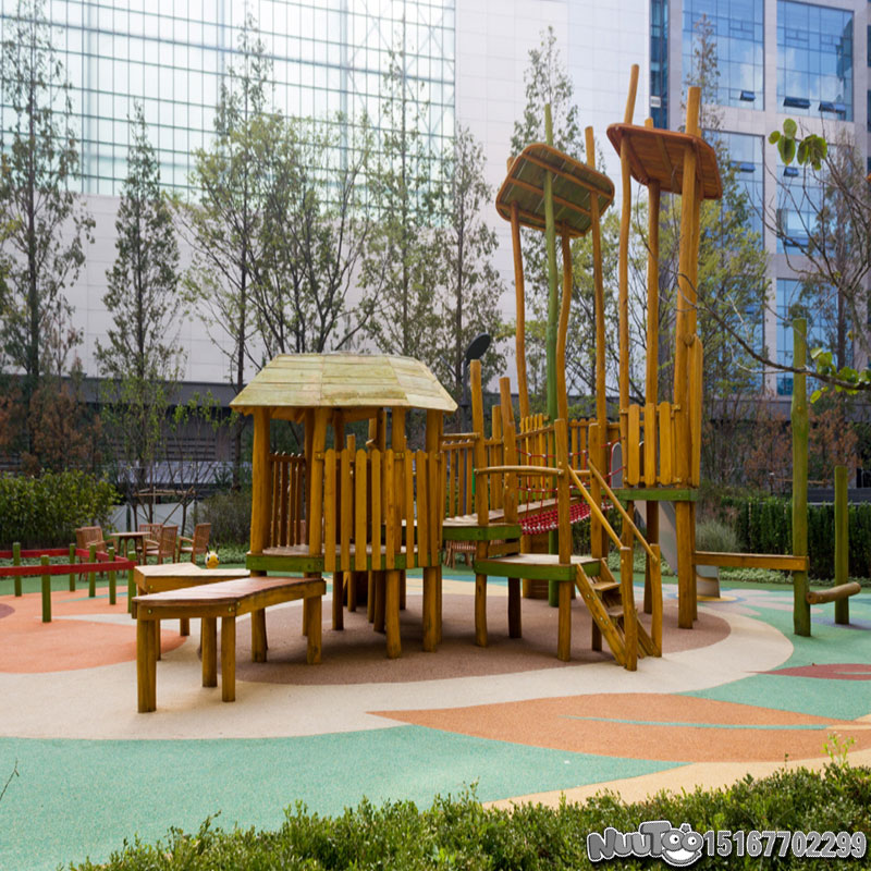 What are the advantages of outdoor wooden combination slides?