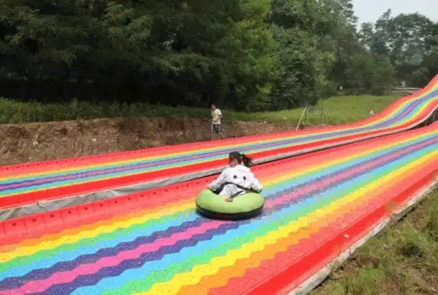 Colorful slide + colorful slide + dry snow slide + leap slide