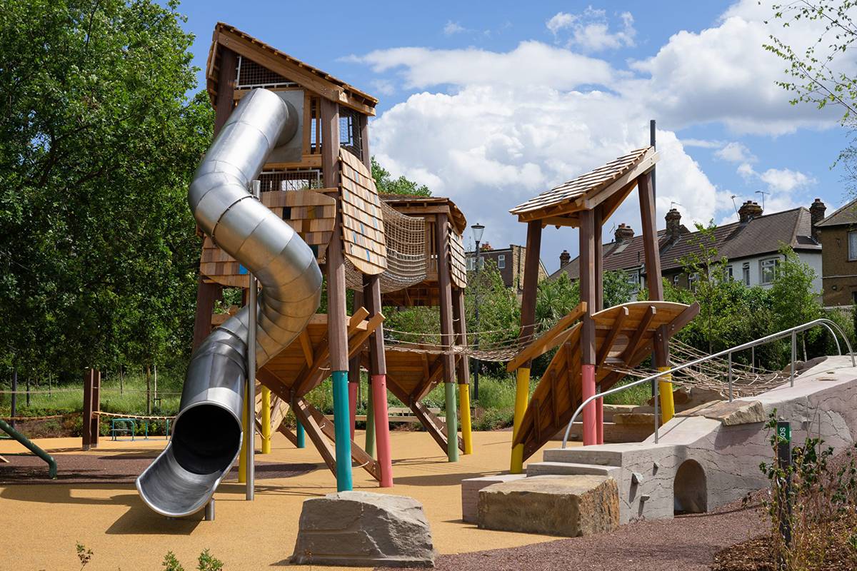 outdoor children's play equipment (6)