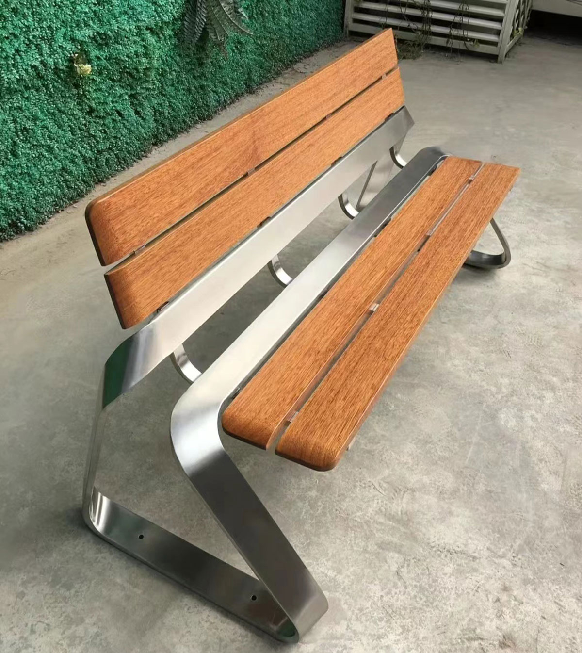 bench and storage seat (1)