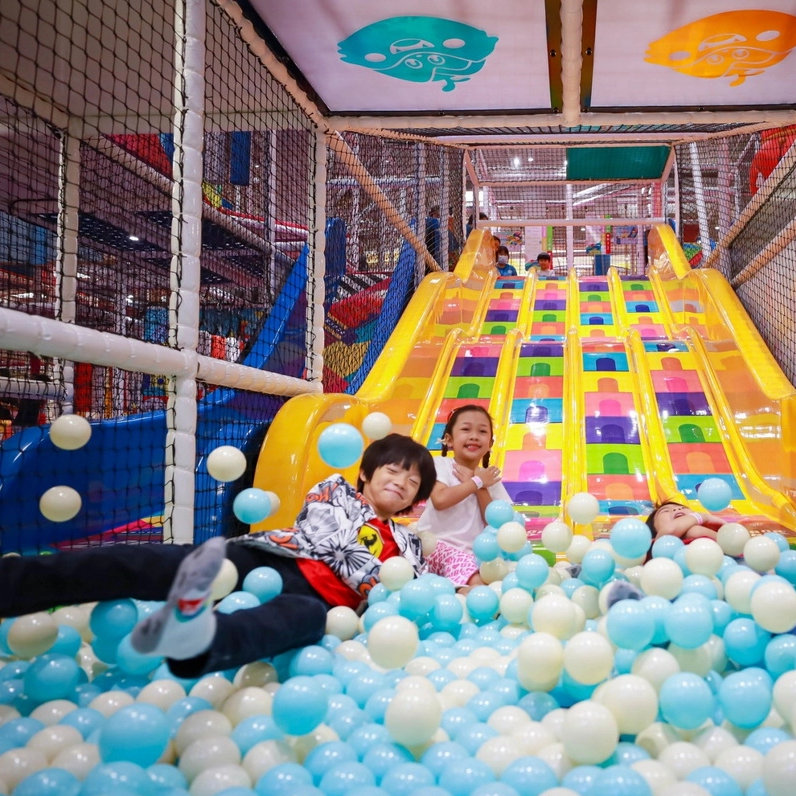 How Does Indoor Play Equipment Make A Favorite Play Space?