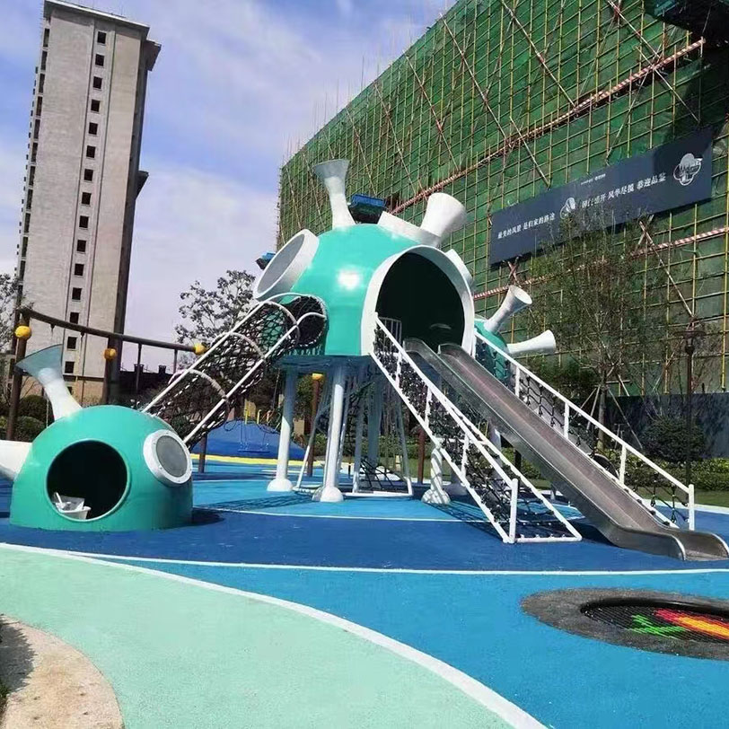 Which Material Is Good For Outdoor Customized Slides?