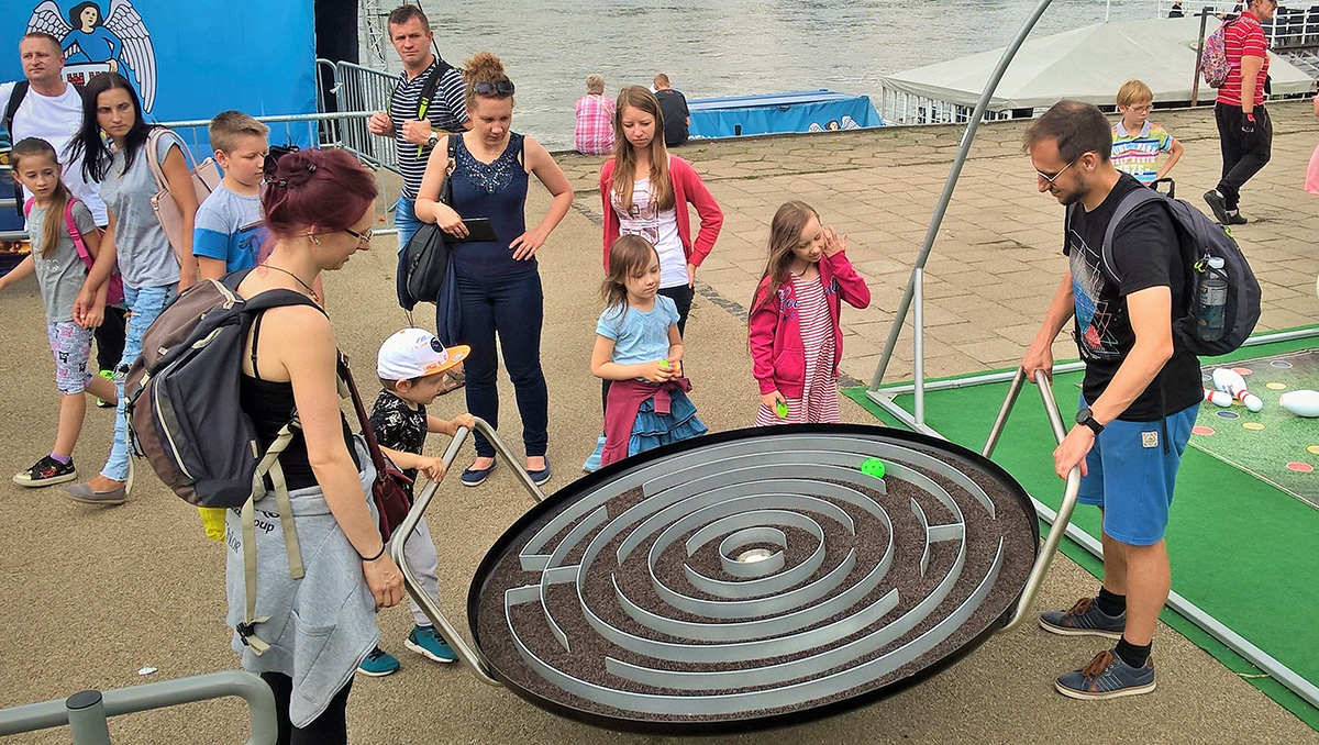 science playground equipment (4)