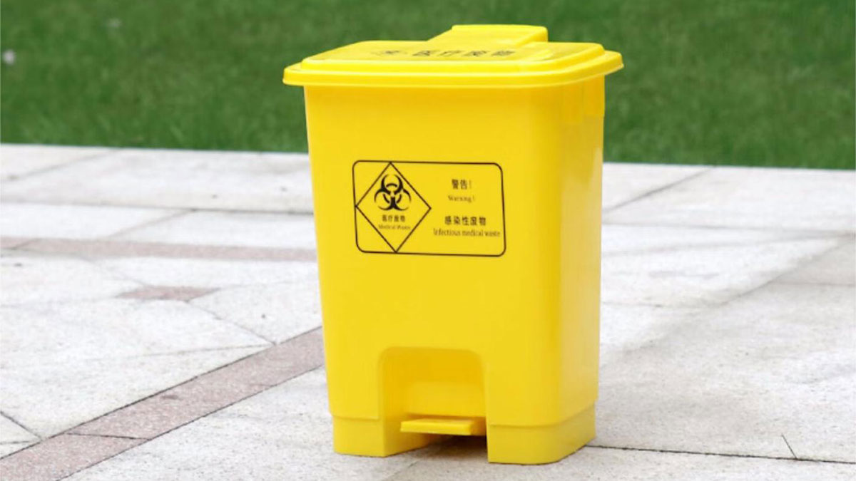 rubbish bins (4)