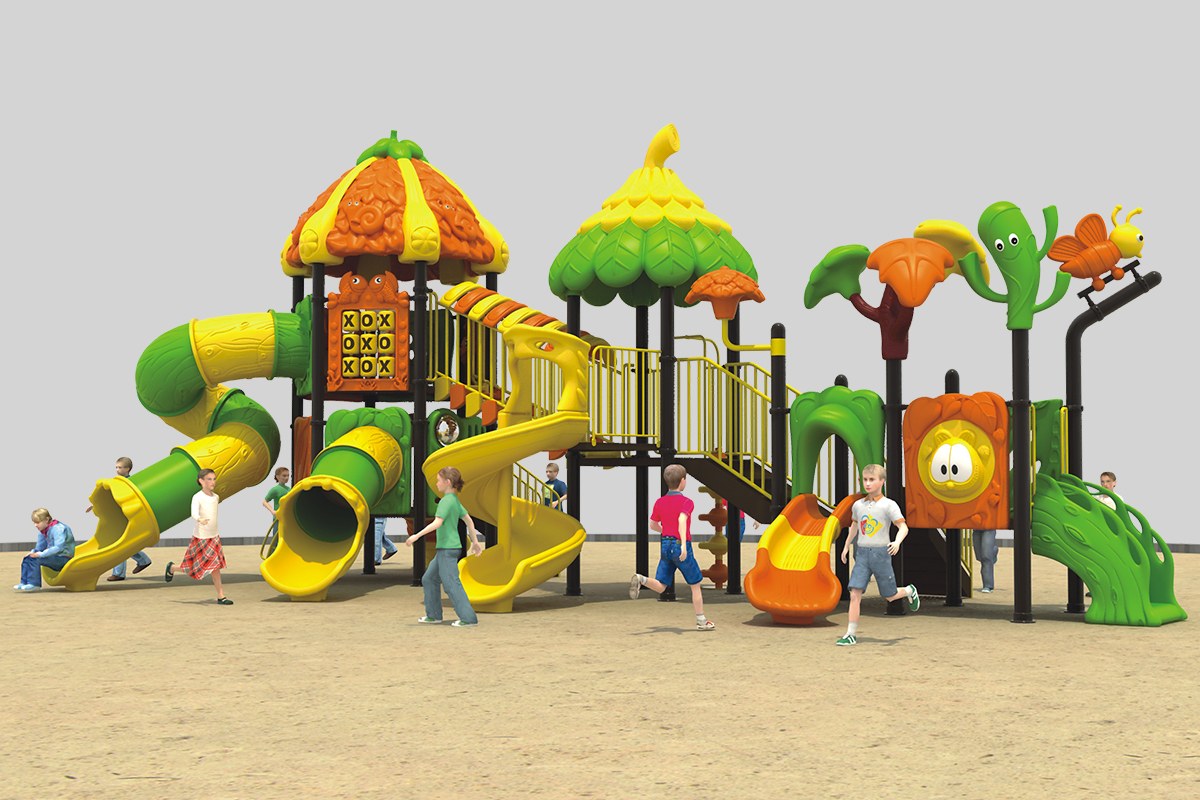 playground house with slide (1)