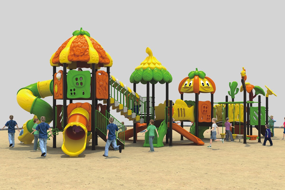 outdoor playhouse with slide (2)