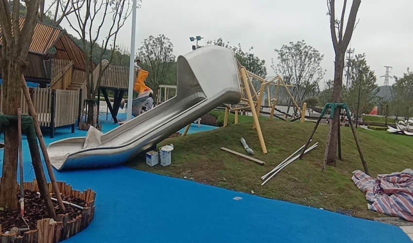 What is the development of a non-powered amusement equipment?