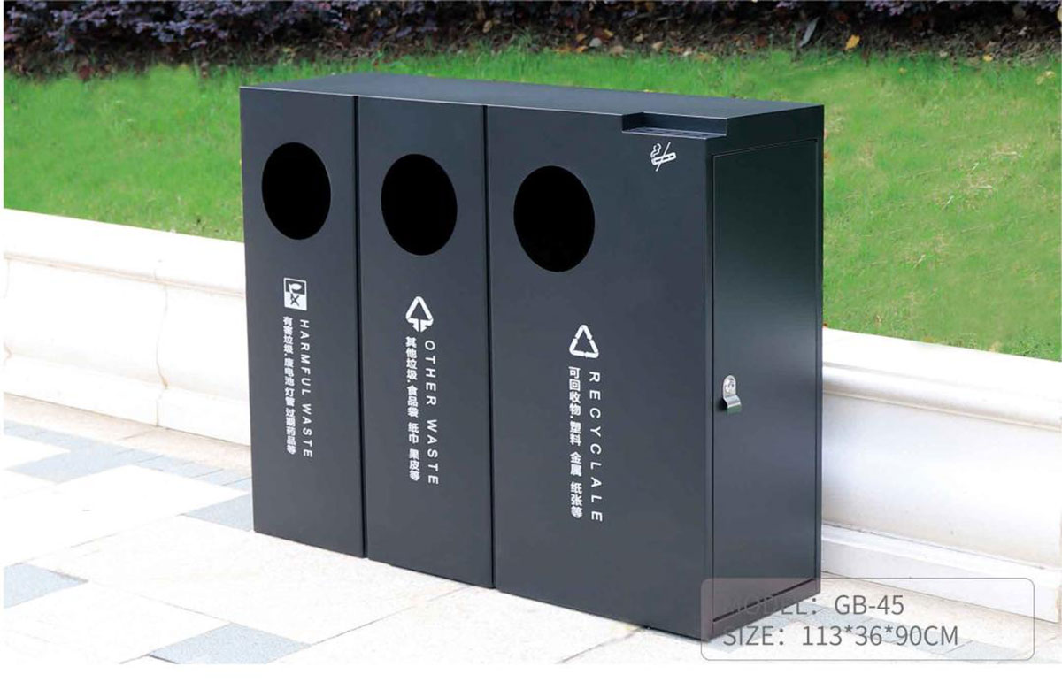  commercial rubbish bins (4)