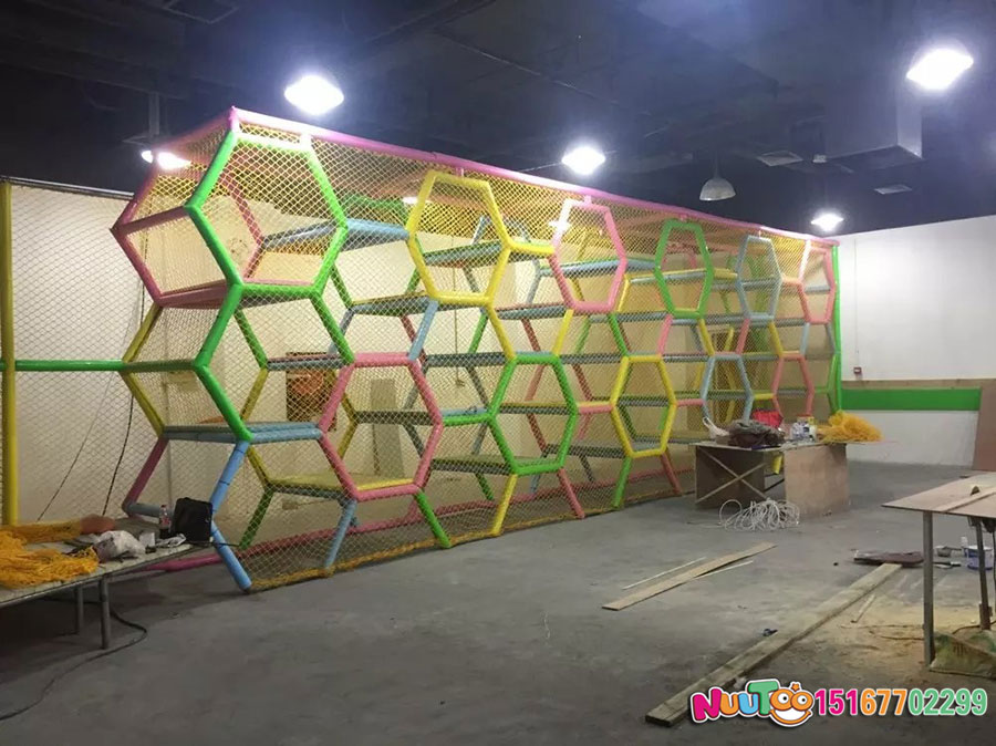 Non-standard travel + pirate ship + slip slide + indoor children's playground (4)