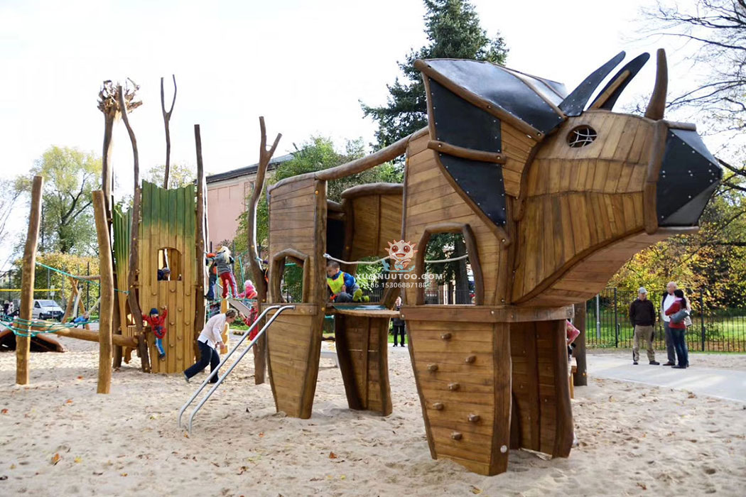 wooden playground (29)