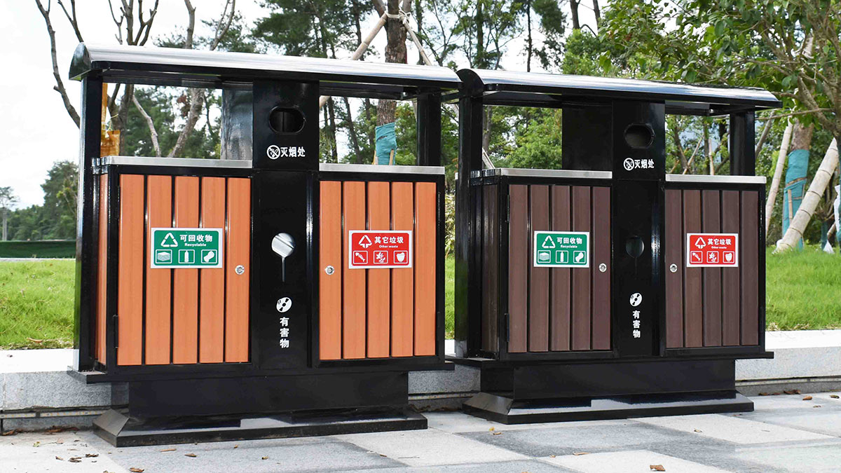 commercial rubbish bins (1)