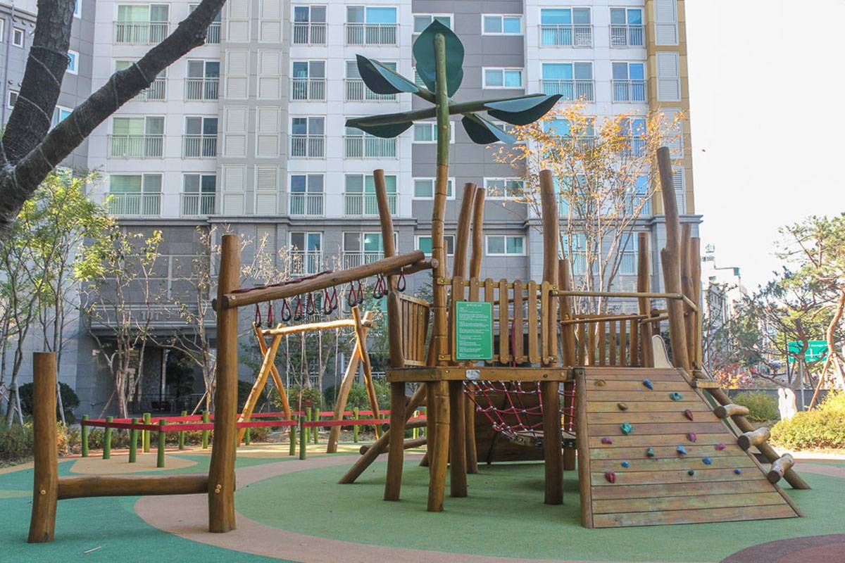 Wooden slide (3)