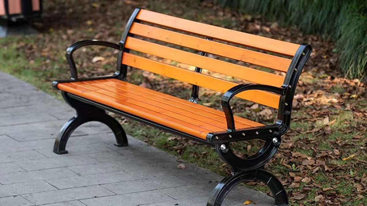 outdoor seats and benches (11)