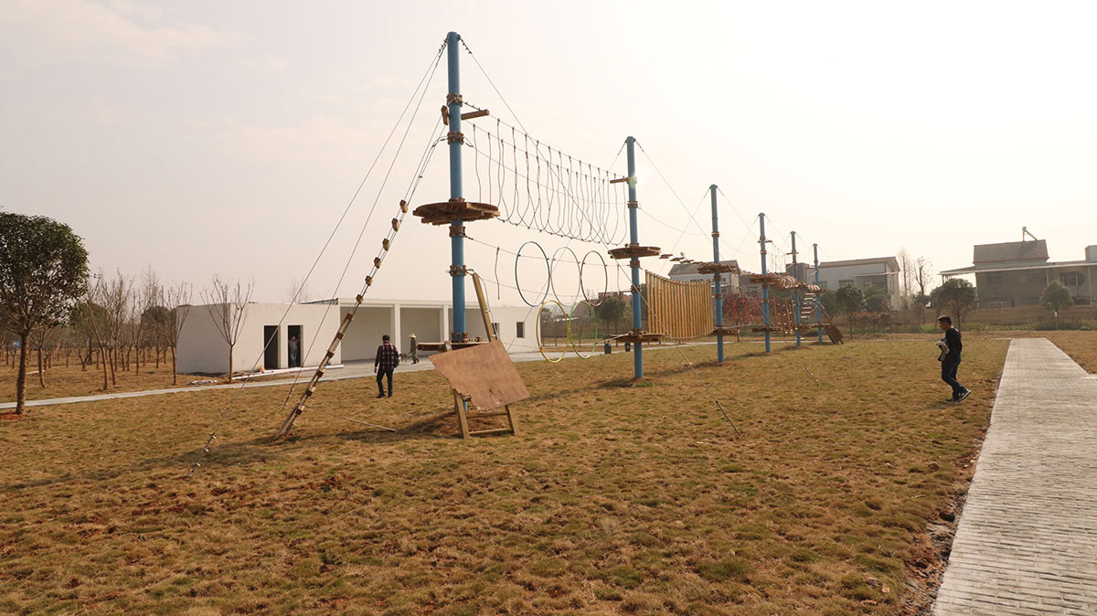 Outdoor amusement facilities rope net climbing (1)