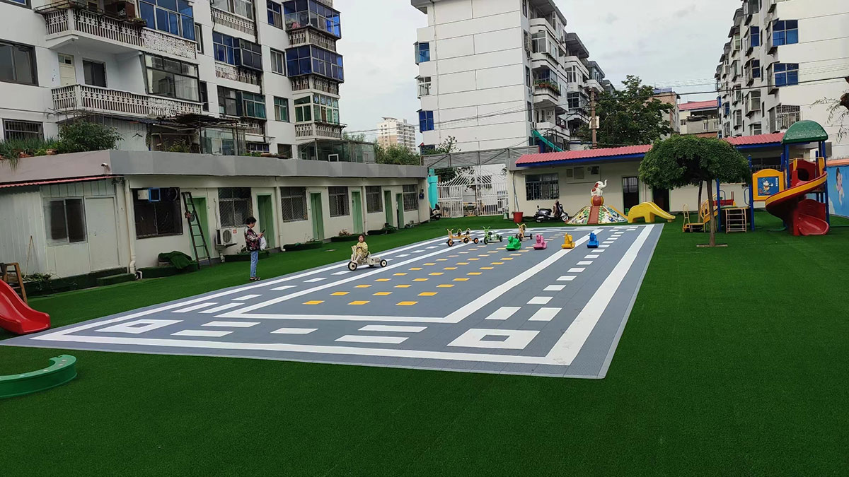 Interlocking Sport Flooring Tiles (4)