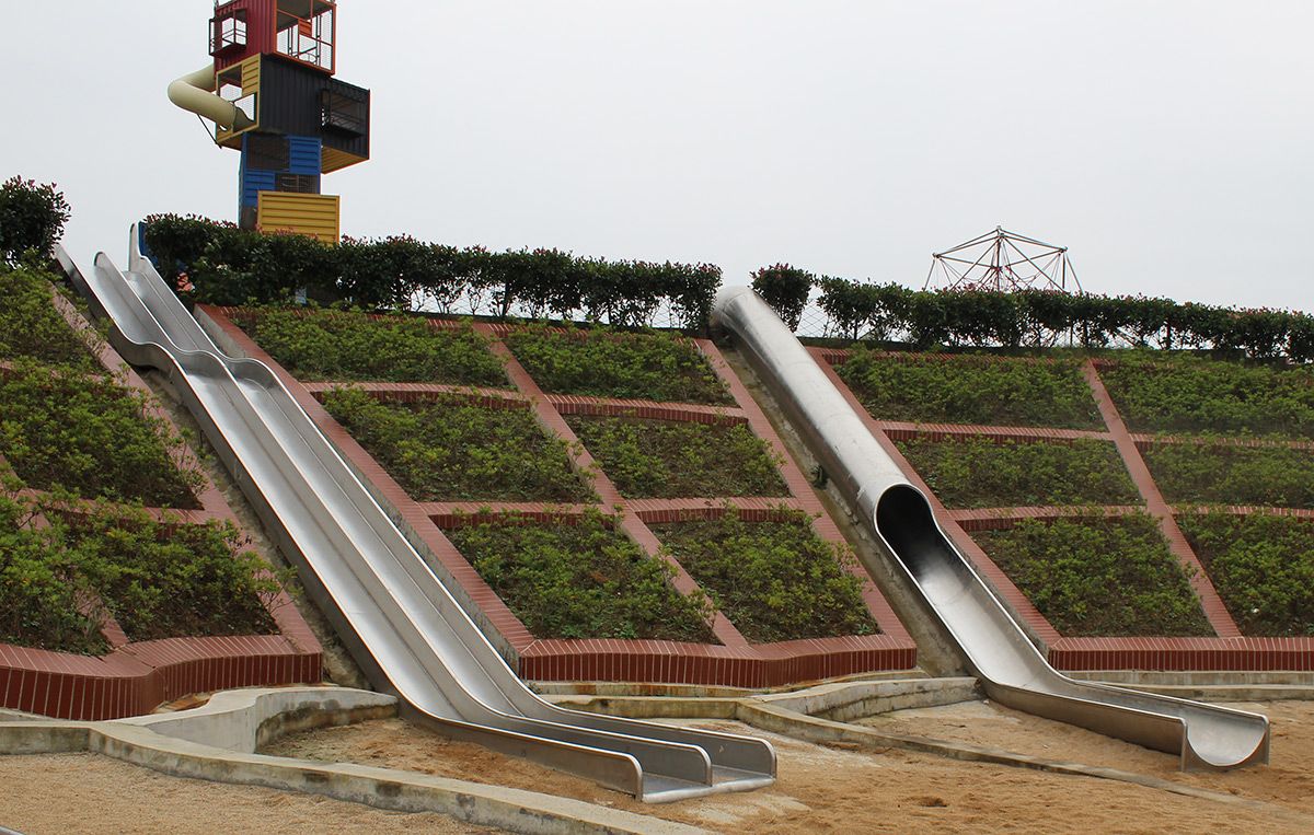 Stainless Steel Slides (27)