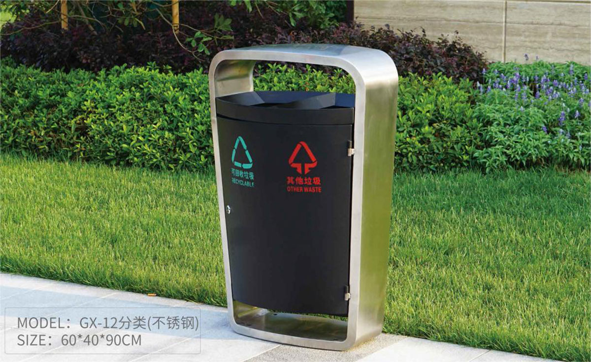  commercial rubbish bins (6)