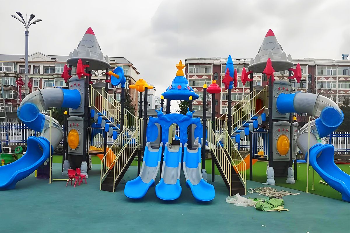 kids space playground (5)
