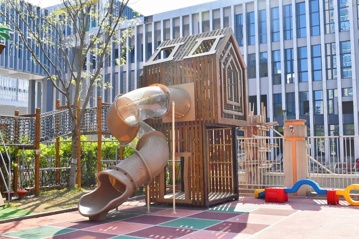 childrens plastic slide (9)