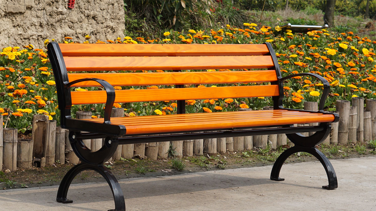 outdoor seats and benches (1)