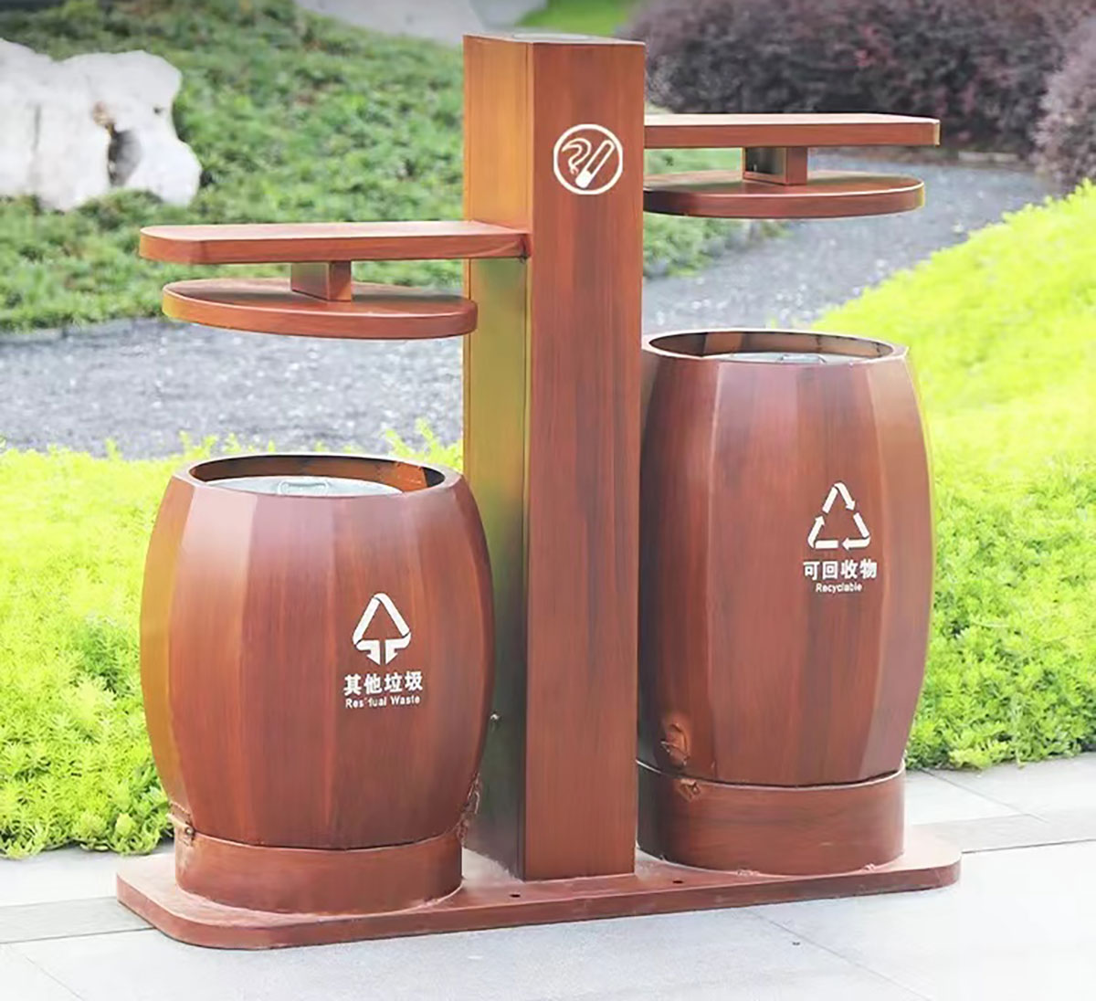 Wooden rubbish bin (6)