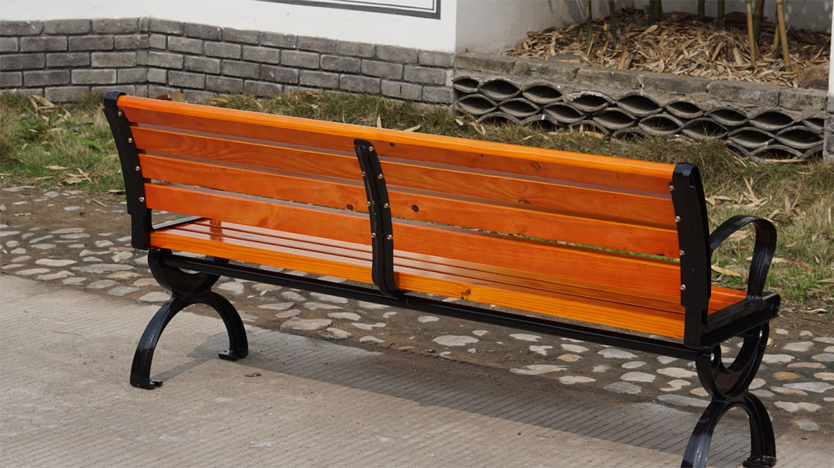 outdoor seats and benches (4)