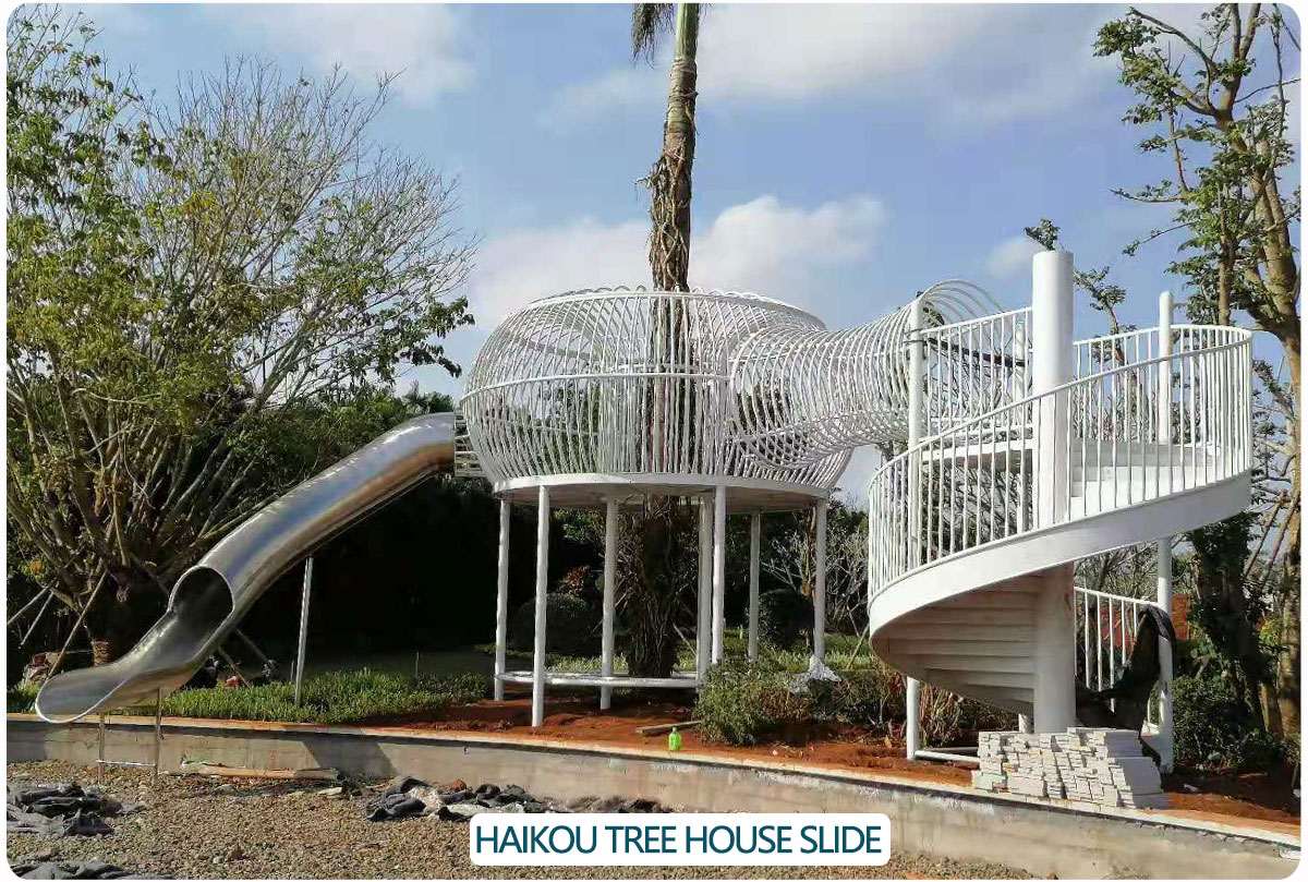 Outdoor playground case study (28)