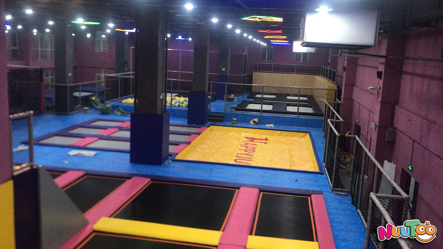 Square play + trampoline + indoor naughty castle