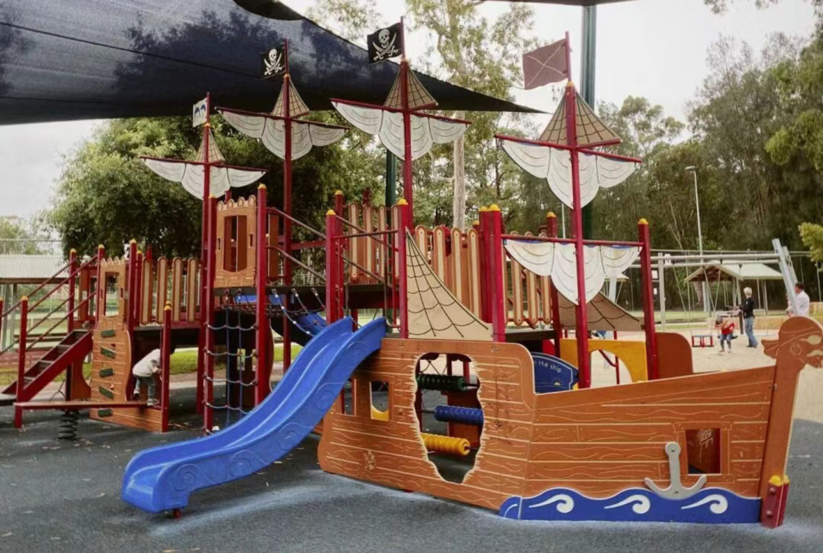 kids pirate ship playground (2)