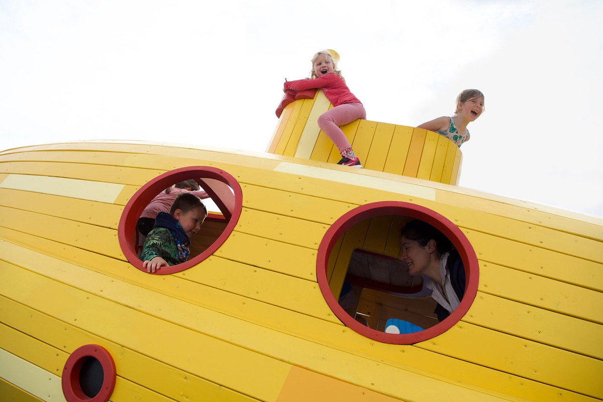 Playground Equipment (4)