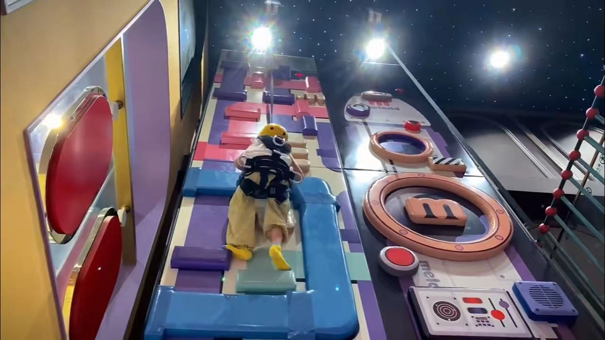 indoor play equipment commercial (8)