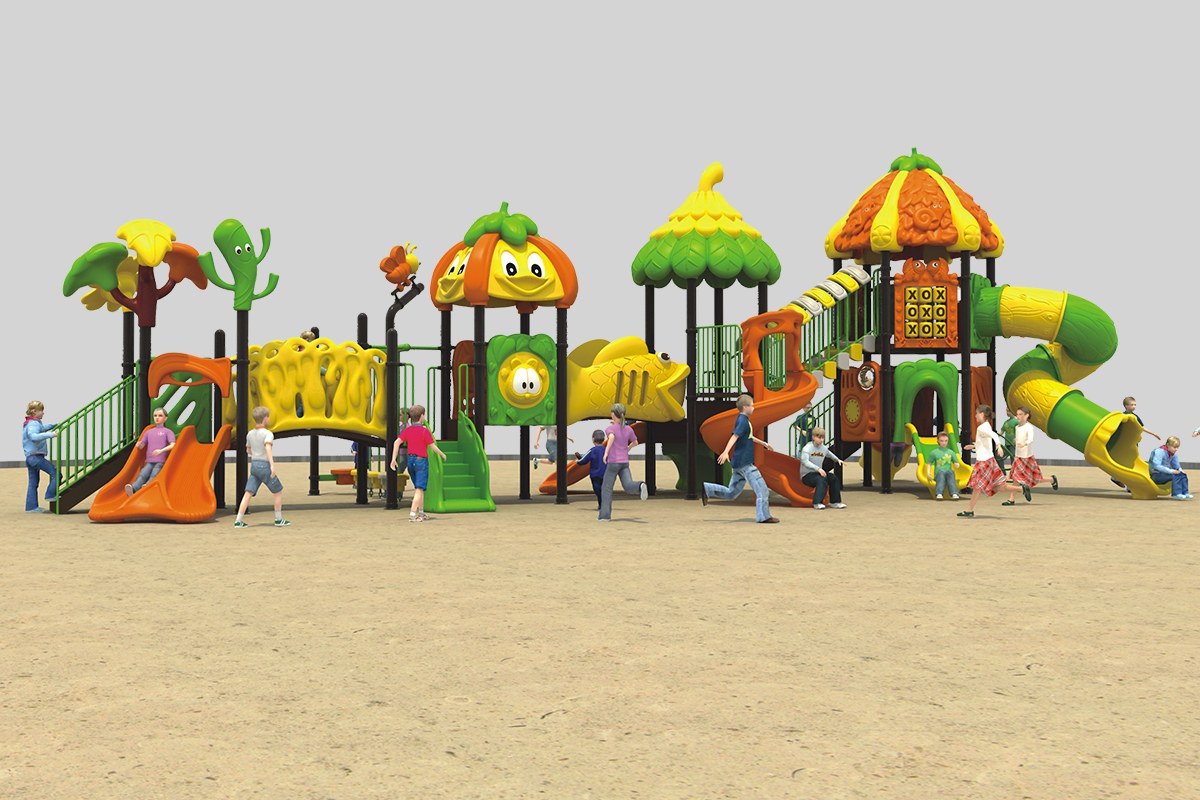 outdoor playhouse with slide (1)